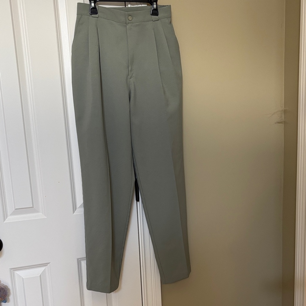 Men's Olive Dress Trousers - Classic Pleated Front